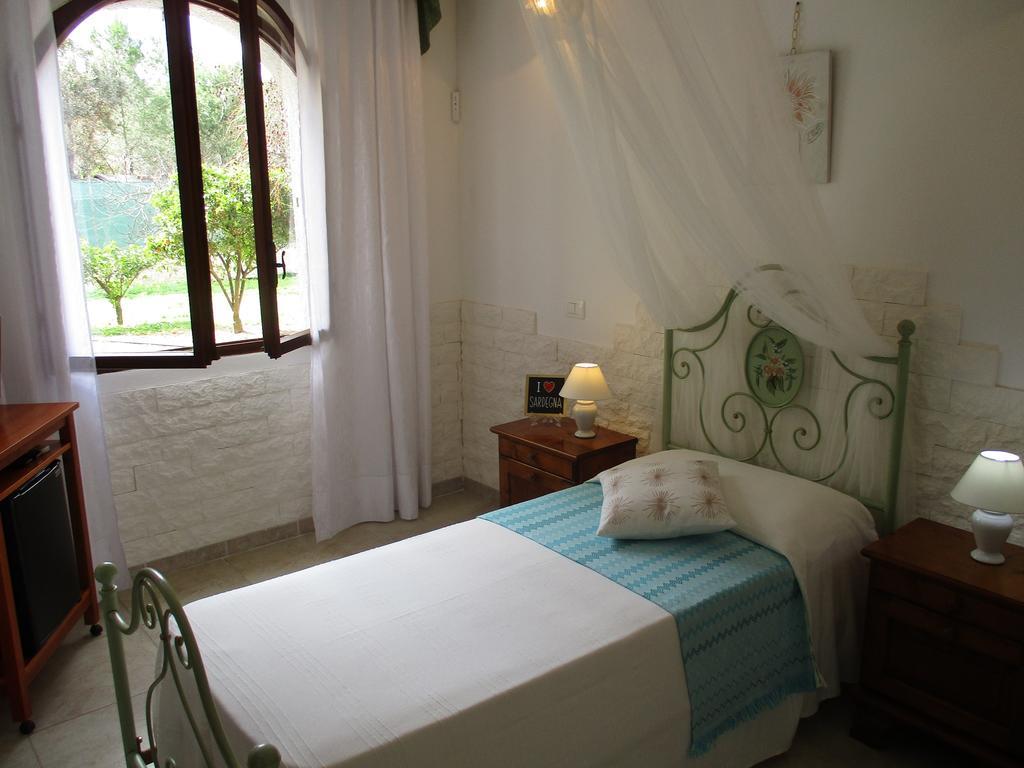 Villa Margherita Suite & Charme พูลา ภายนอก รูปภาพ