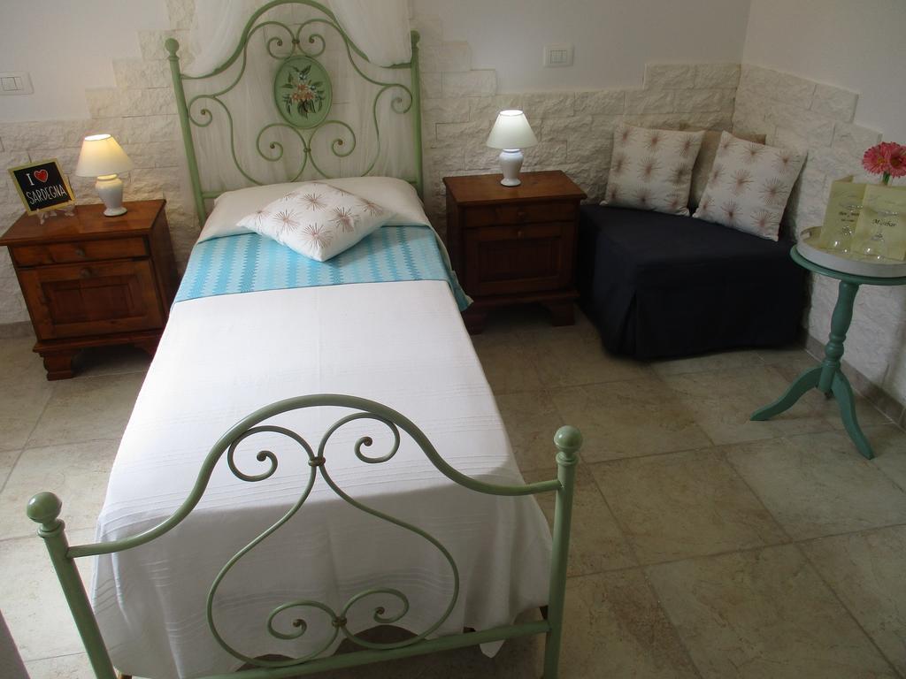 Villa Margherita Suite & Charme พูลา ภายนอก รูปภาพ