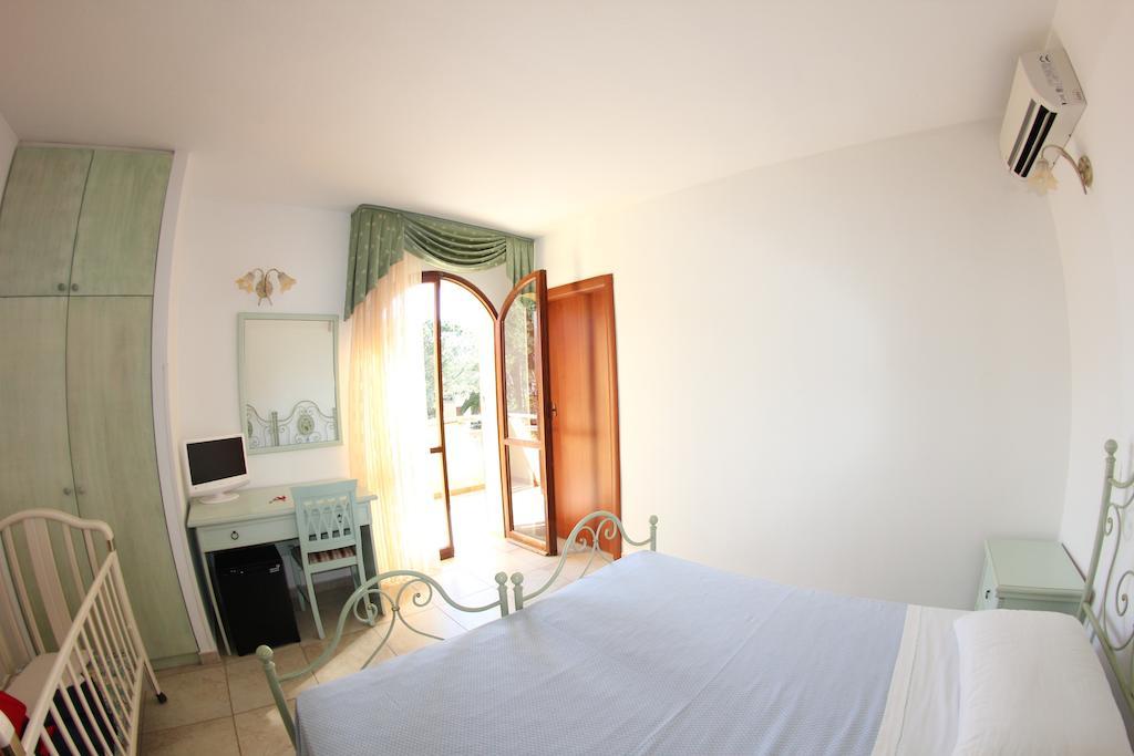 Villa Margherita Suite & Charme พูลา ภายนอก รูปภาพ